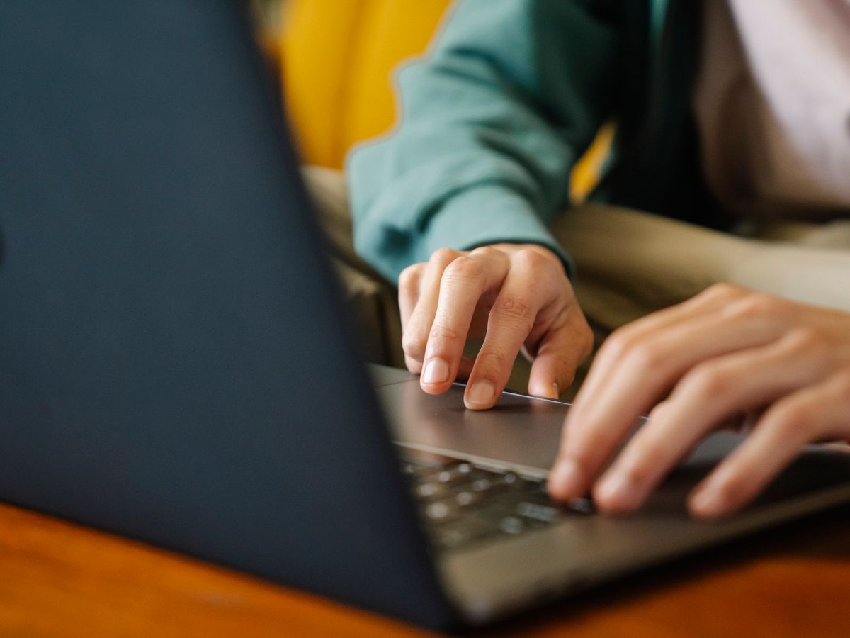 Empréstimo pessoal online: como contratar com segurança em 2026