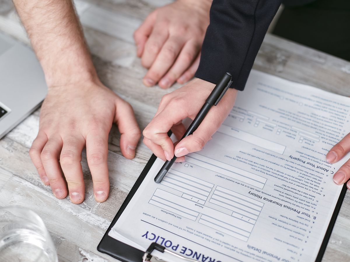 Seguro prestamista é obrigatório no empréstimo? Veja a regra